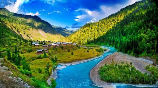 3 Days Tour to Kashmir, Neelum Valley & Arang kel